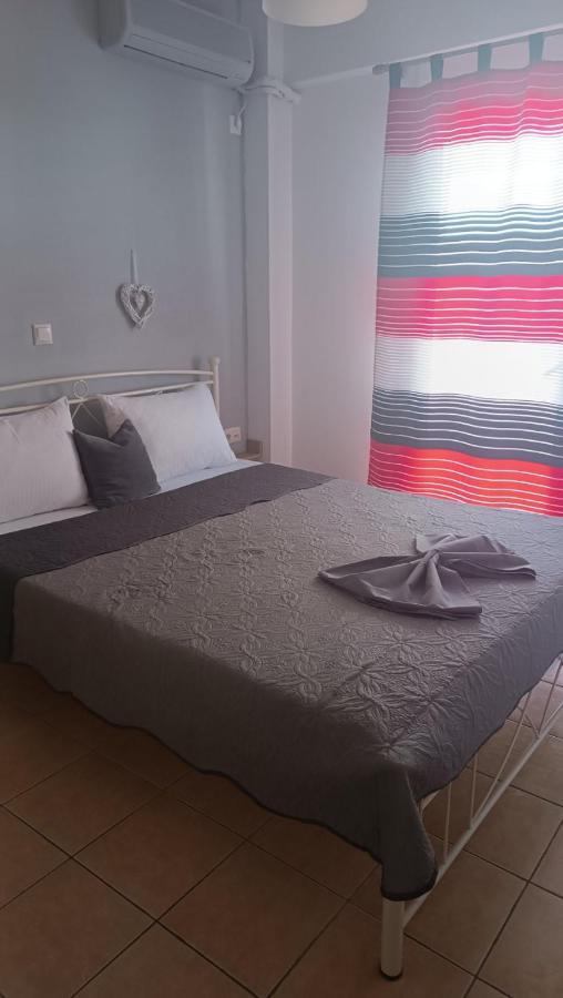Vasilis Apartman Rafína Kültér fotó