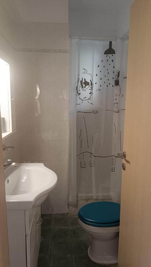 Vasilis Apartman Rafína Kültér fotó
